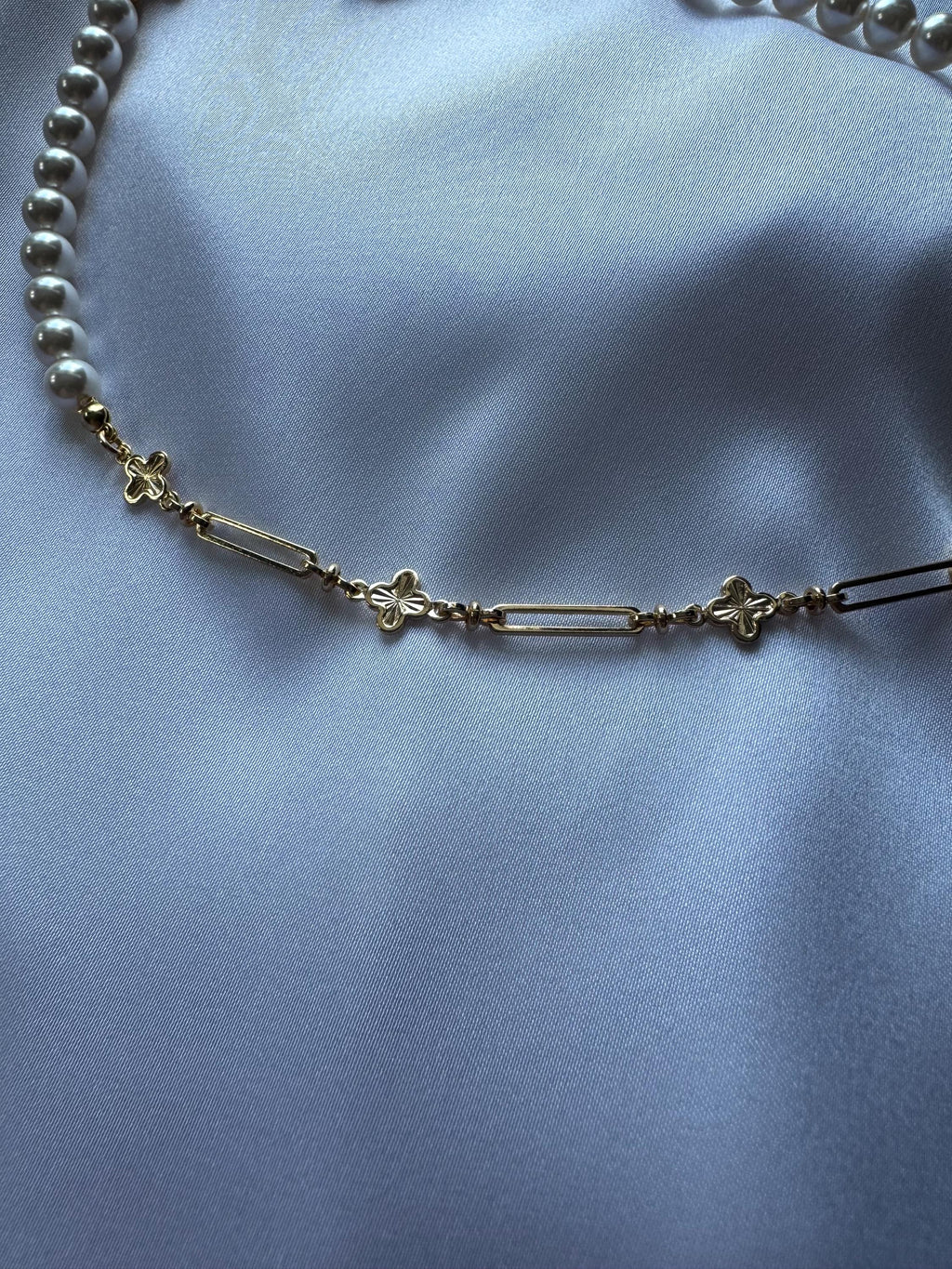Luxury Pearl Lariat Y Necklace Gold Paperclip Chain Pearl Drop Clover Charm Choker Anniversary Gift for Her Handmade Statement Jewellery