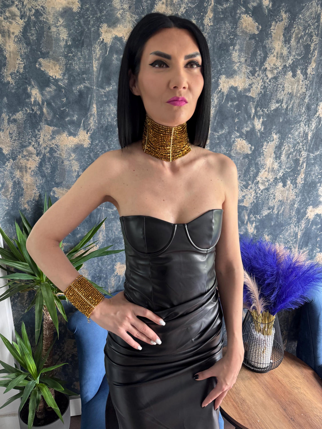 Festival Jewelry Statement Necklace Gold Egyptian Style Handcrafted Design Elegant Wedding Accessory Event Costume Piece Celebrity Inspired Choker Glass Beaded Pattern Custom Length Option Multi Strand Construction Bold Fashion Statement
