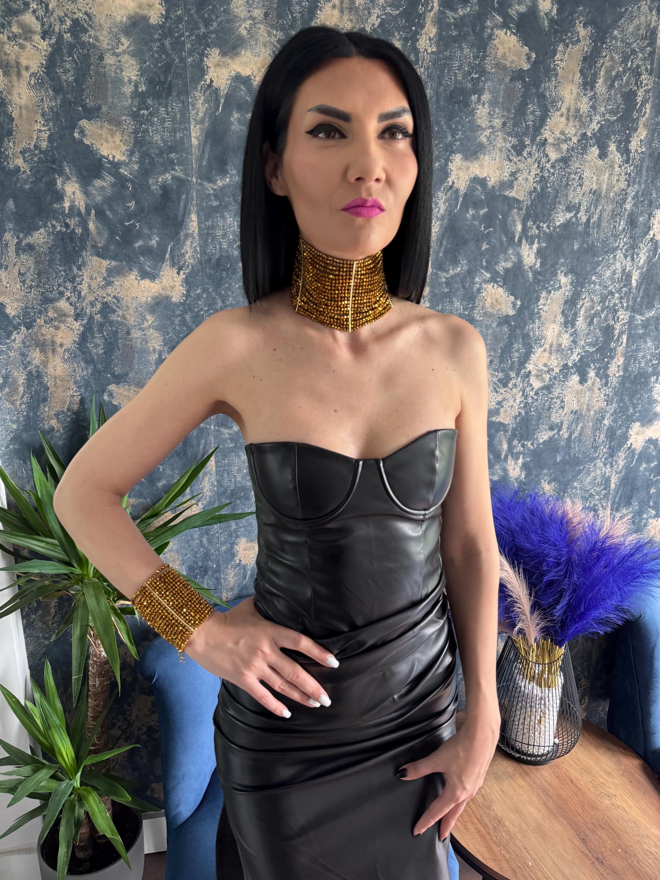 Festival Jewelry Statement Necklace Gold Egyptian Style Handcrafted Design Elegant Wedding Accessory Event Costume Piece Celebrity Inspired Choker Glass Beaded Pattern Custom Length Option Multi Strand Construction Bold Fashion Statement