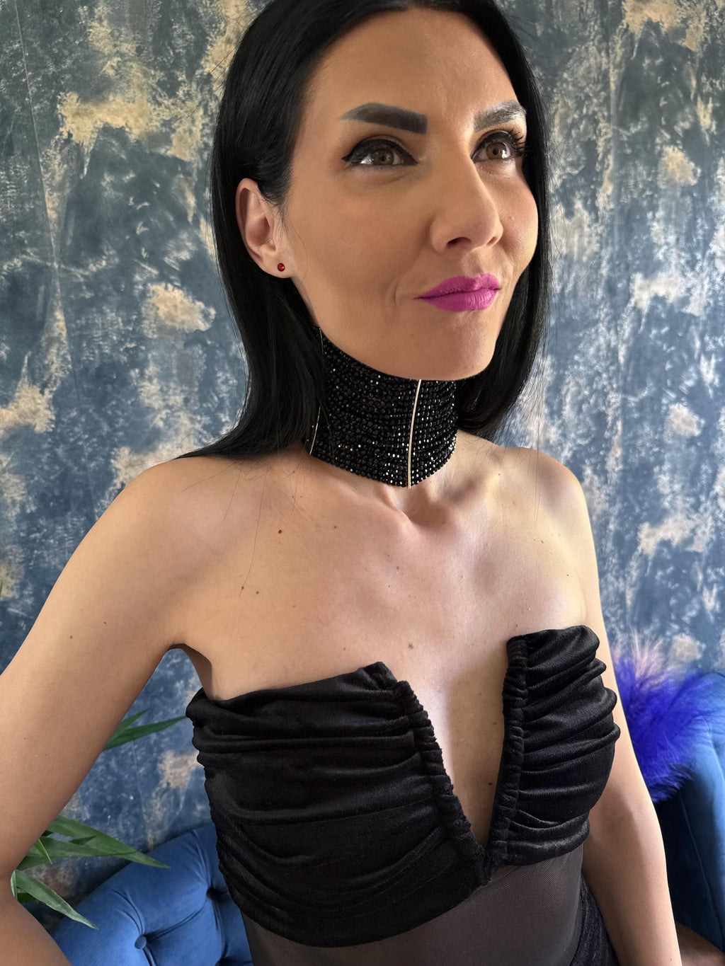 Multi Strand Necklace Black Choker Gothic Statement Collar Wide Glass Bead Victorian Design Evening Formal Jewelry Dramatic Costume Jewellery Adjustable Chain Bold Neck Piece Fashion Accessory Special Occasion Wear Retro Style Collection