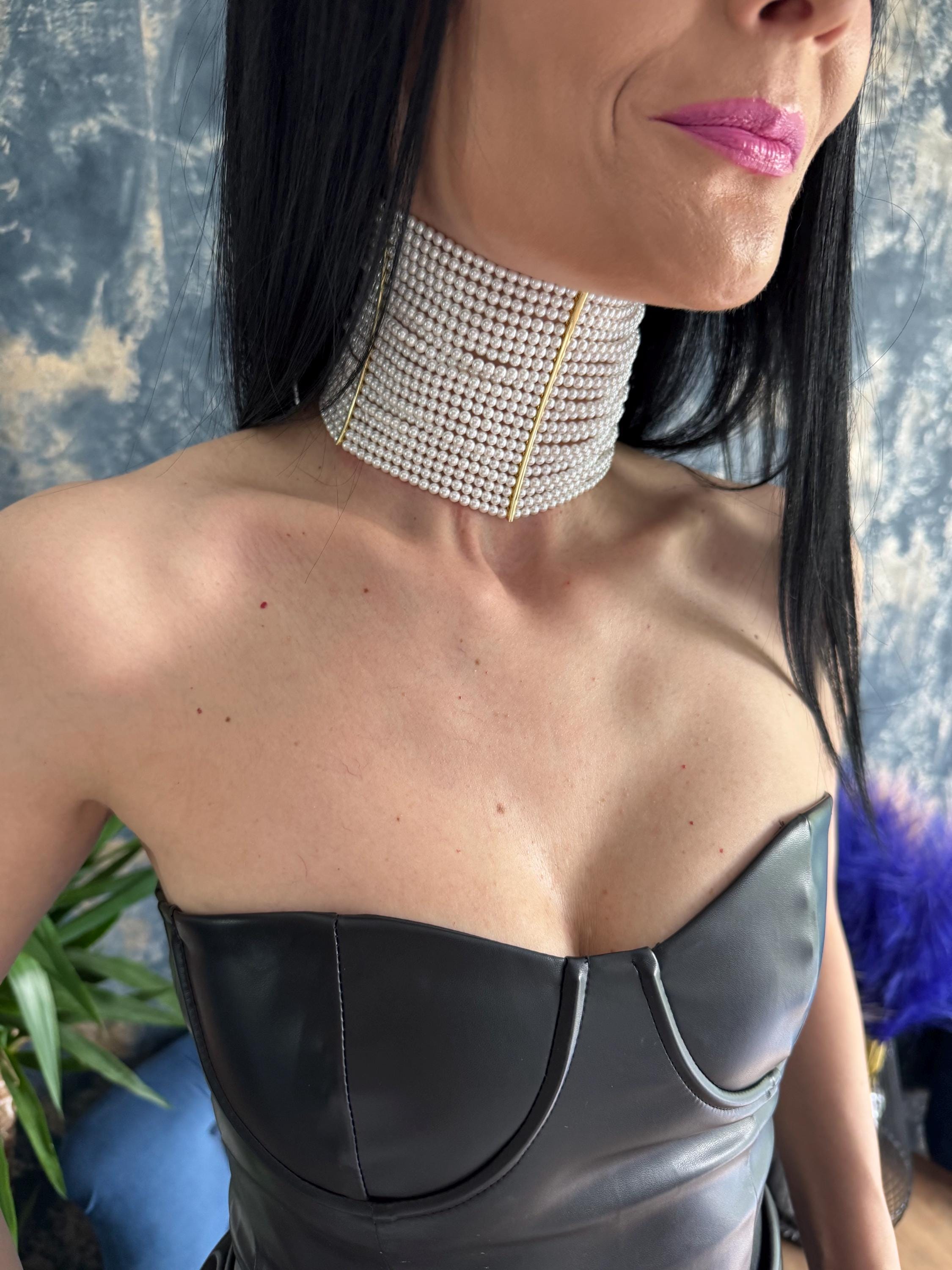 Wide Pearl Choker Statement Necklace Layered Multi Strand Design Wedding Jewelry Collection Elegant White Shell Pearls Handmade Collar Style Sophisticated Evening Wear Accessory Bold Formal Necklace Luxury Gift Bride Ceremony Jewelry Gala