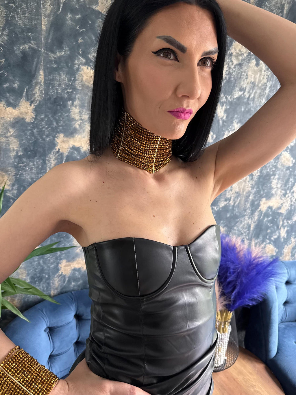 Festival Jewelry Statement Necklace Gold Egyptian Style Handcrafted Design Elegant Wedding Accessory Event Costume Piece Celebrity Inspired Choker Glass Beaded Pattern Custom Length Option Multi Strand Construction Bold Fashion Statement