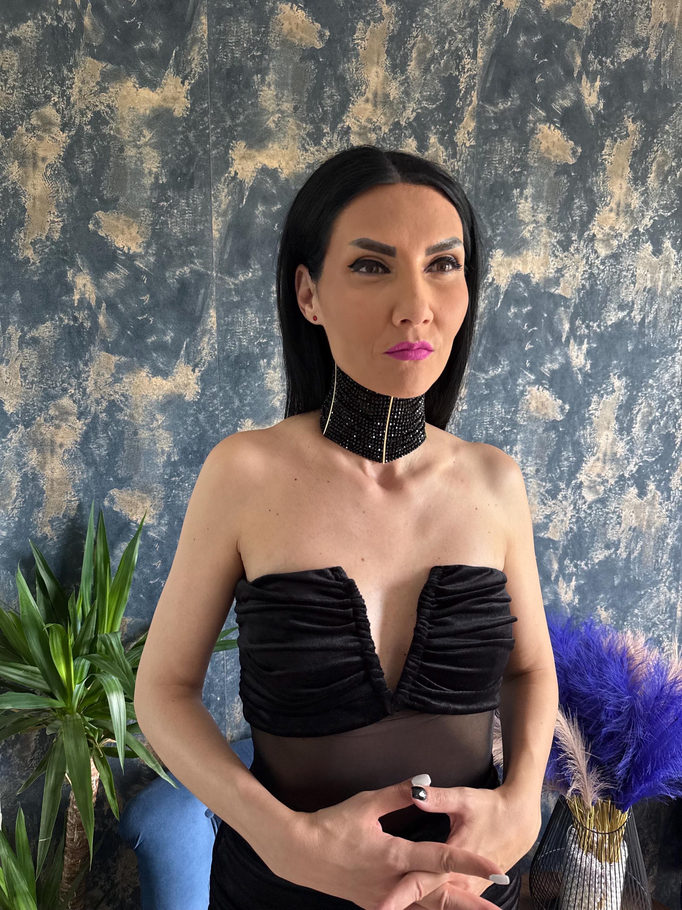 Multi Strand Necklace Black Choker Gothic Statement Collar Wide Glass Bead Victorian Design Evening Formal Jewelry Dramatic Costume Jewellery Adjustable Chain Bold Neck Piece Fashion Accessory Special Occasion Wear Retro Style Collection