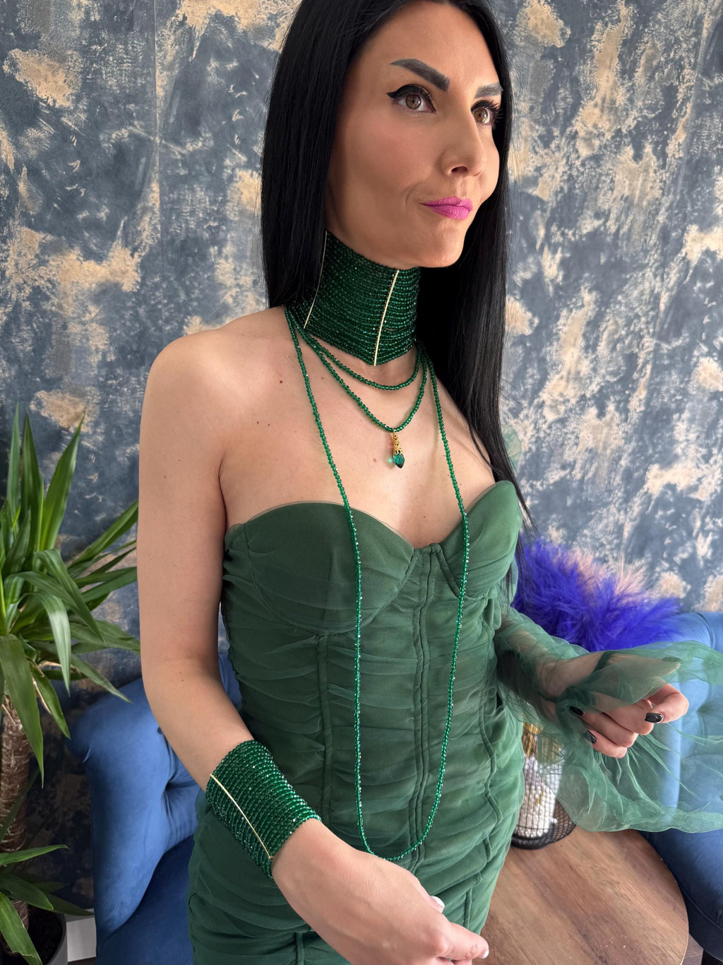 Emerald Green Choker – Bold Statement Dramatic Evening Jewelry