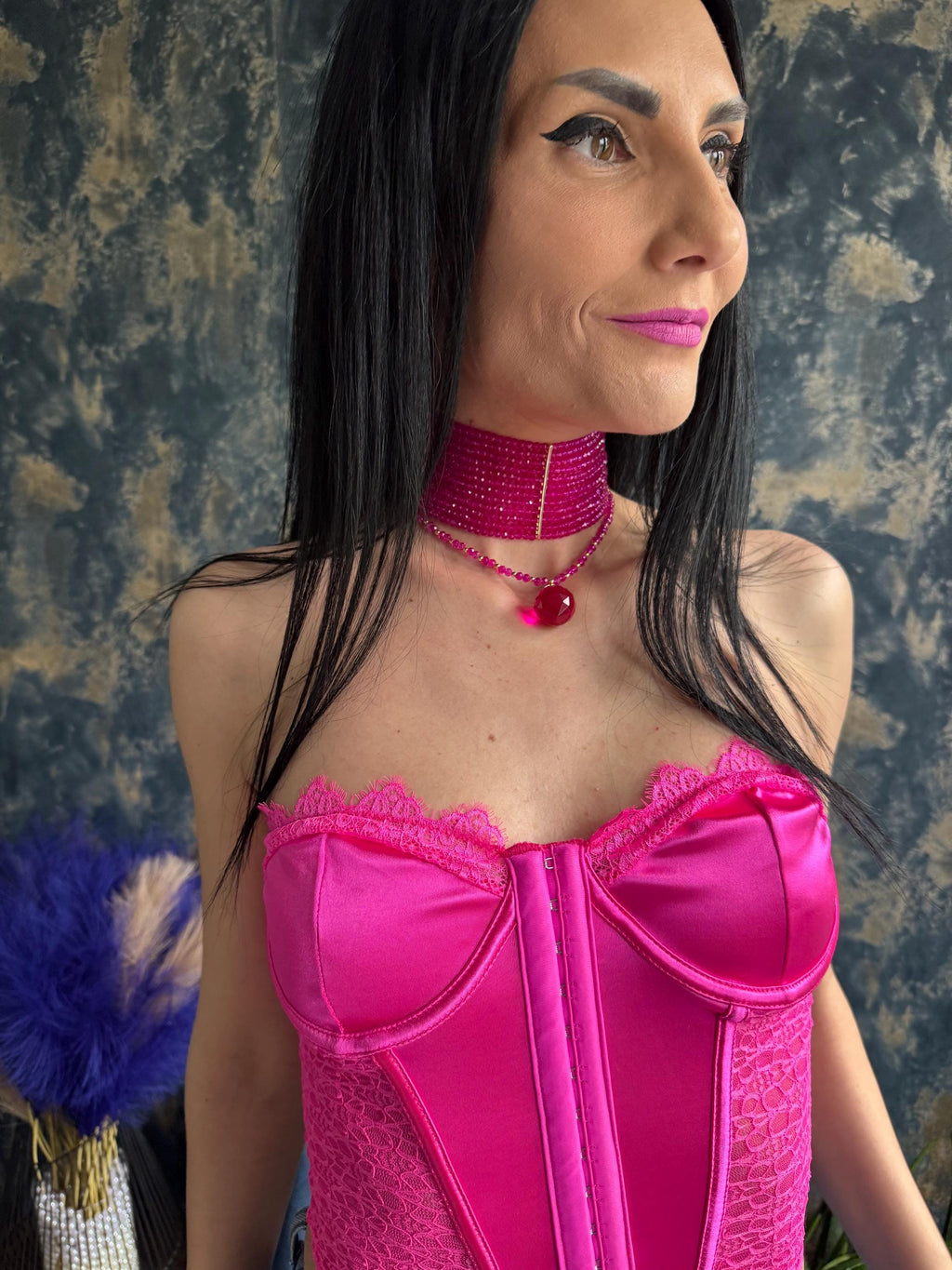 Hot pink necklace Festival necklace Summer statement jewelry Layered choker Bold necklace Cocktail necklace Going out jewelry Barbiecore accessories Y2K necklace Pink party jewelry Chunky choker Fashion necklace Convertible necklace Removable pendant necklace Wide collar necklace Holiday jewelry Birthday gift for her Festival fashion accessories