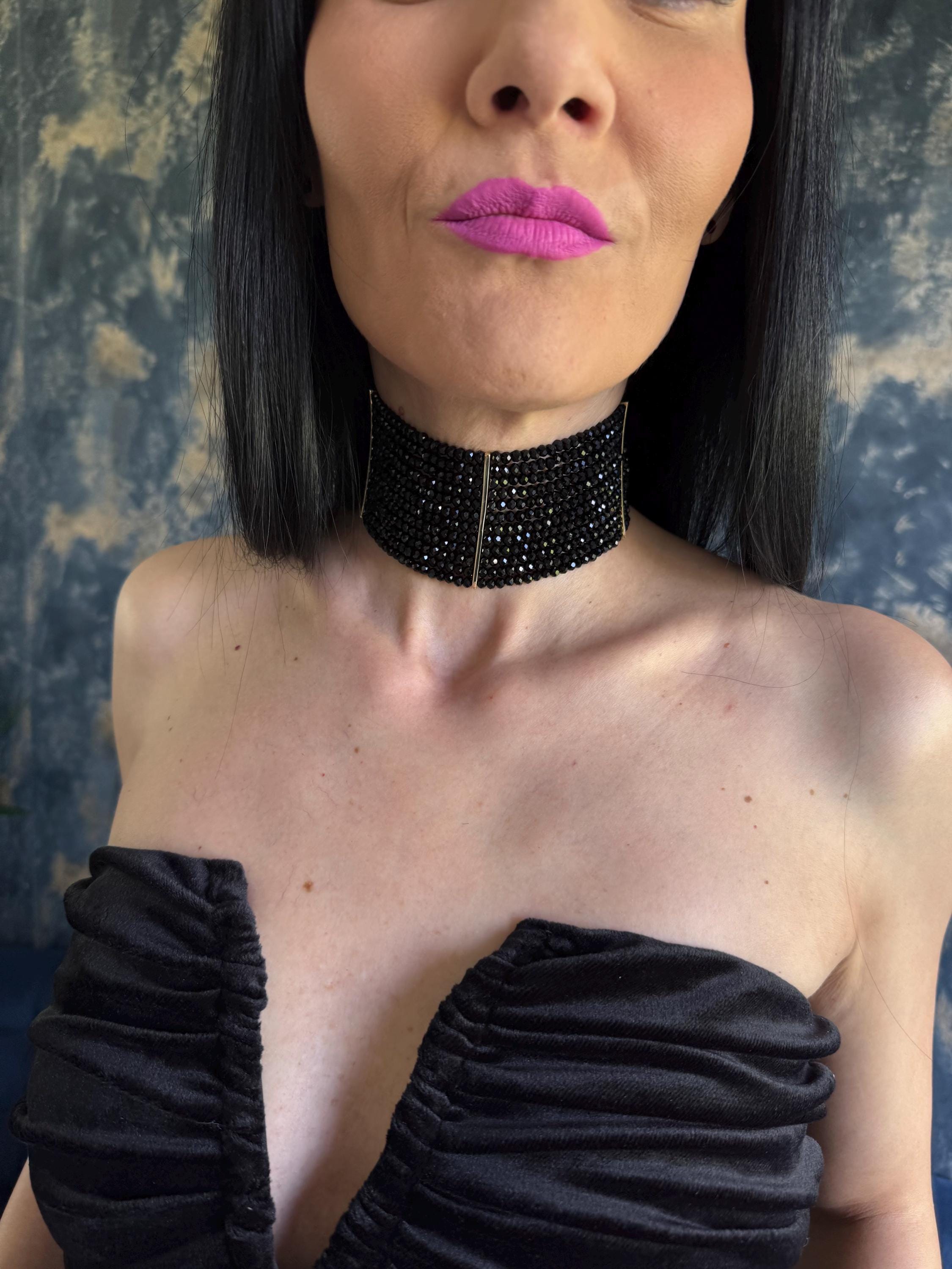 Black Layered Choker Necklace Gothic Statement Jewelry Wide Collar Style Elegant Evening Necklace Dark Multi-strand Piece