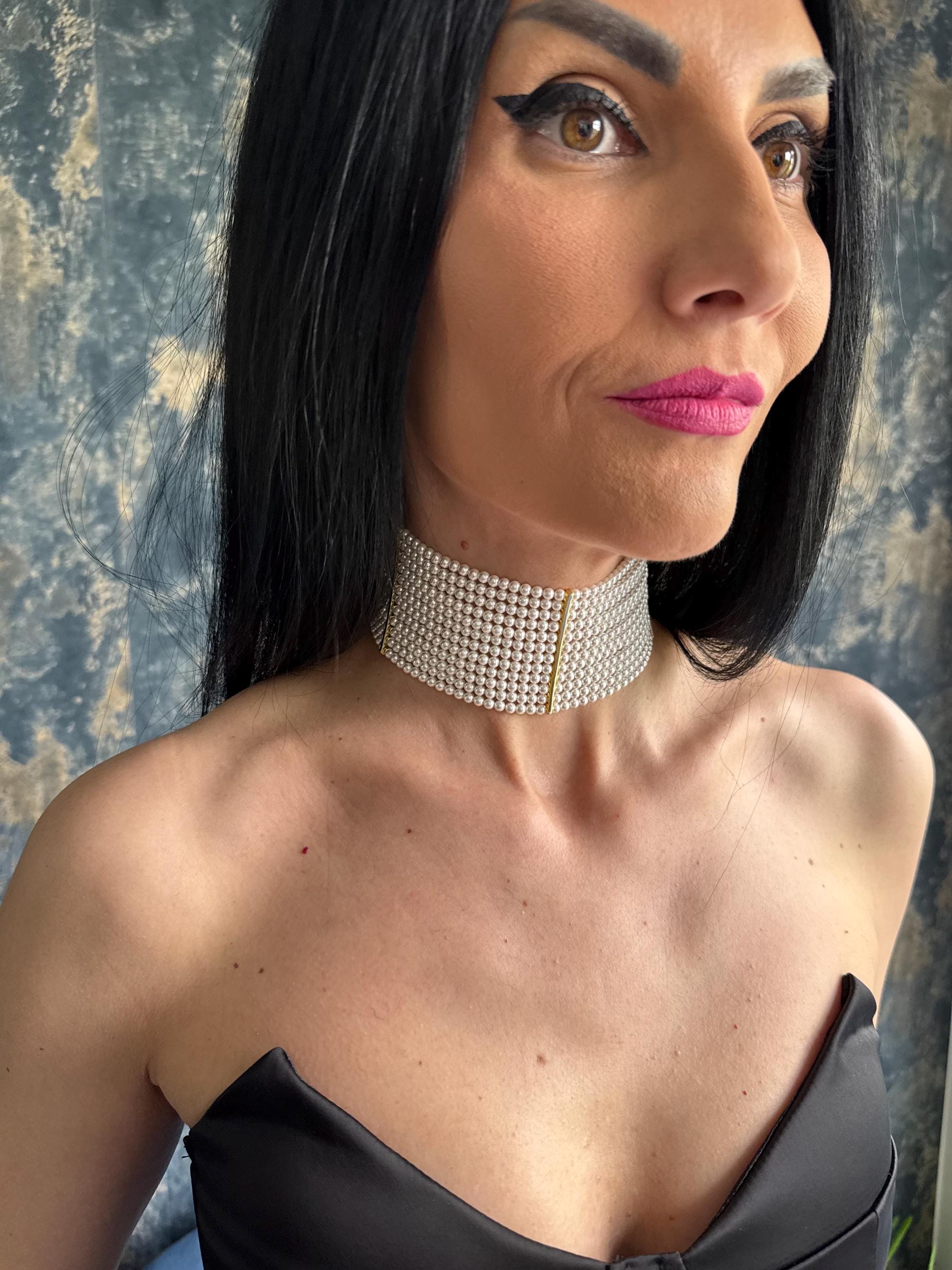 Elegant Pearl Collar Statement Piece Formal Wear Wedding Accessory Neck Detail Gold Finish Custom Length Choker Style Grid Pattern Bridal
