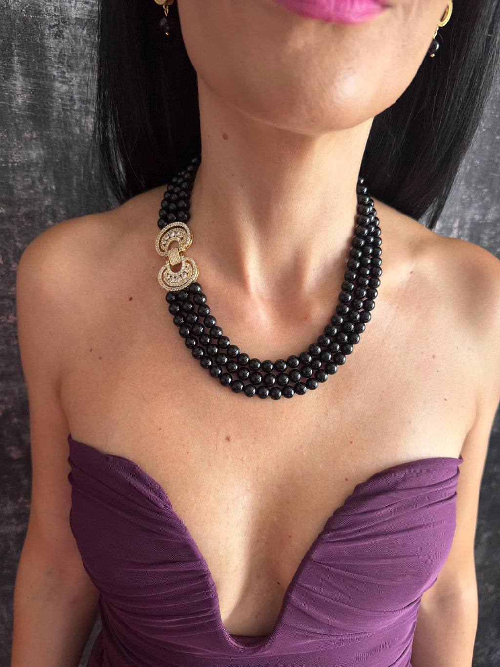 Onyx Statement Necklace Triple Strand Beaded Choker Pave Crystal Clasp Gold or Platinum Custom Size 14-40in Bridal Gift Triple Strand Onyx Choker Necklace Black Gemstone Beaded Necklace Pave Clasp Gold Plated Custom Sizes Wedding Jewellery Gift Onyx Beaded Necklace Black Gemstone Statement Choker Crystal Clasp Gold or Platinum Plated Multi Strand Mother of the Bride Black Onyx Necklace Multi Strand Beaded Choker Rhinestone Clasp