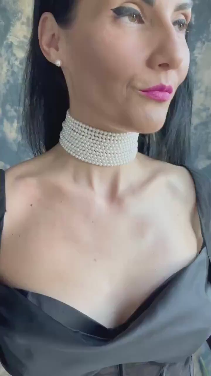 Layered Wide Pearl Choker Wedding Statement Piece Jewelry Bridal Accessories Formal Event Necklace Elegant White Pearl Multi Strand Gold
