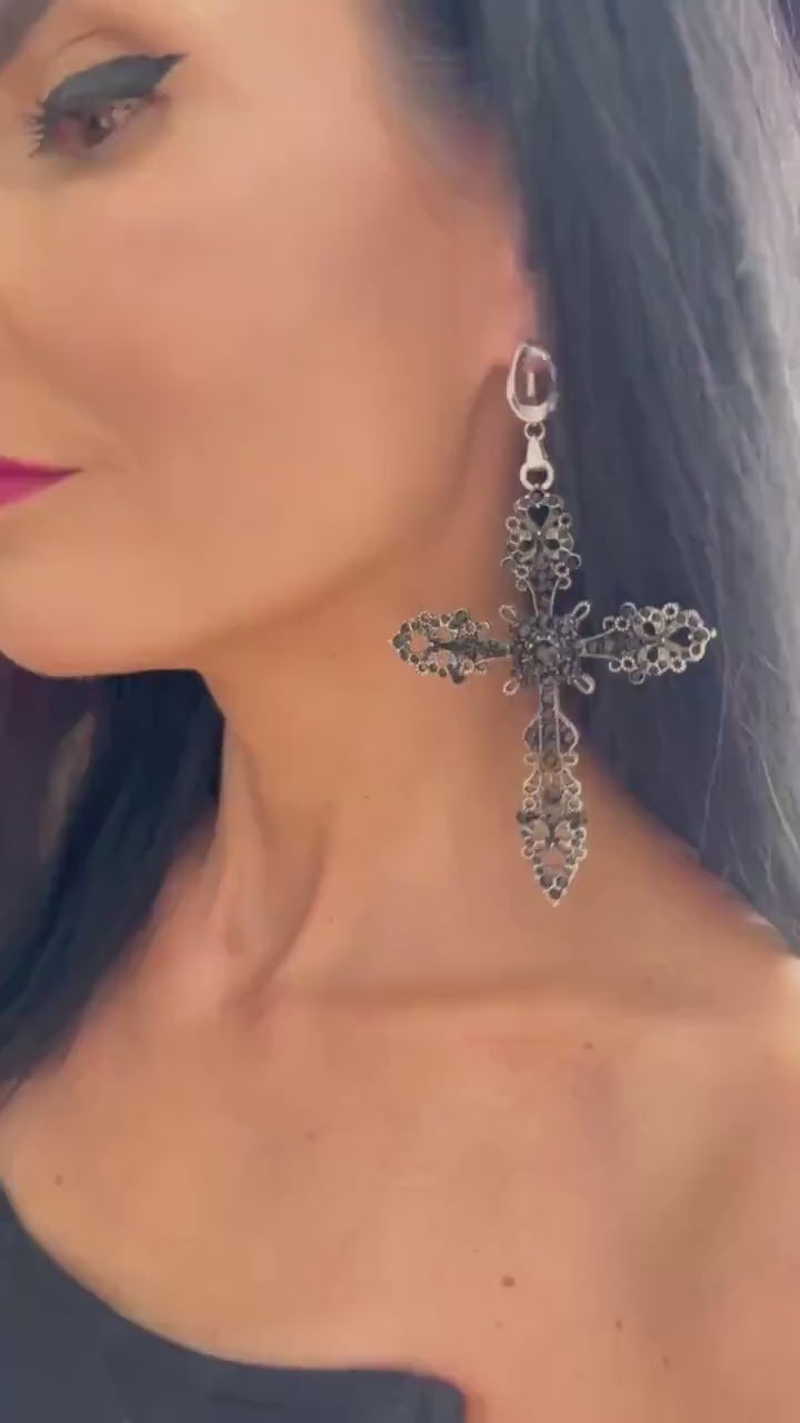 Gothic Cross Earring Design Inspiration Gothic Style Statement Piece Dark Jewelry Gothic Accessory Halloween Costume Party Fashion Statement