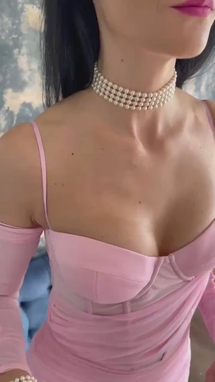 Layered Pearl Choker Necklace Bridal Statement Crystal Jewelry Wedding Accessory White Multi Strand Rhinestone Elegance Formal Tiered Design