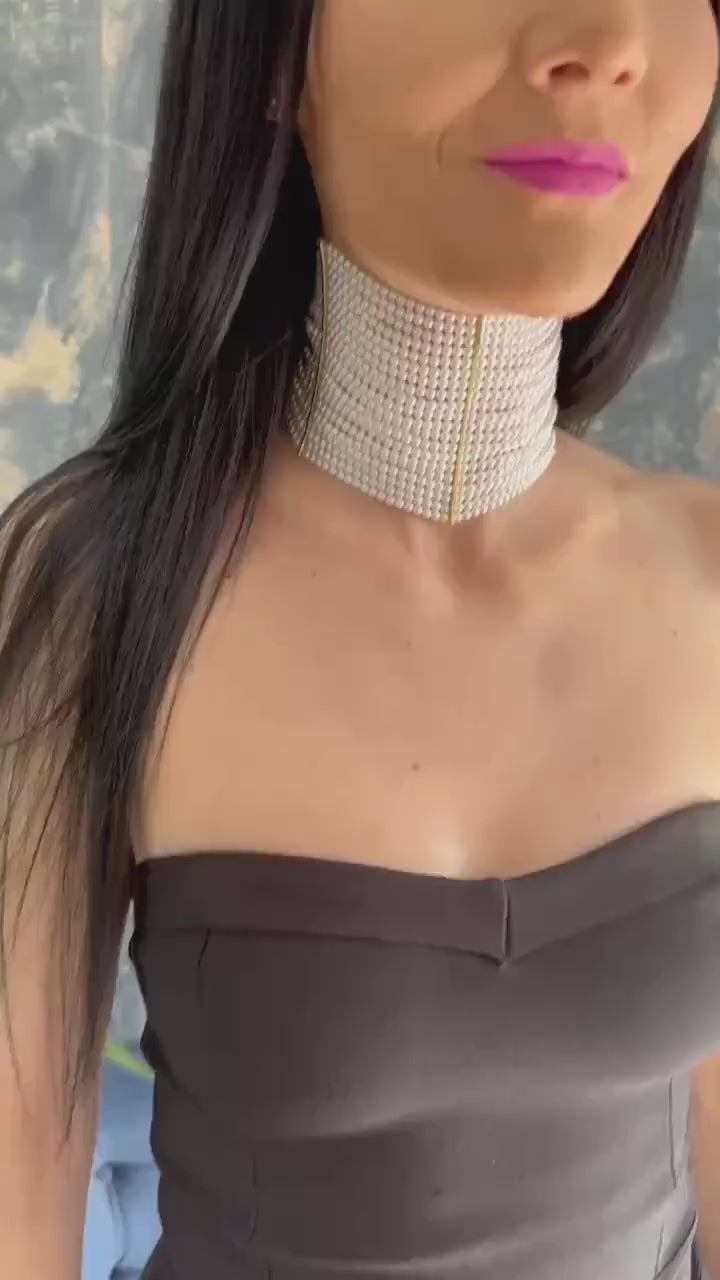 Wide Pearl Choker Necklace Multi Strand Pearl Collar Luxury Statement Accessory Bold White Elegant Neck Piece Evening Ceremony Jewelry